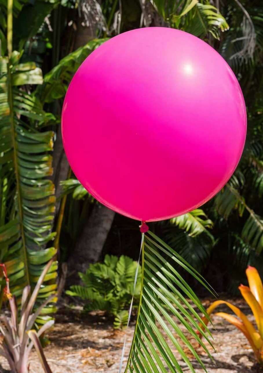hot pink jumbo balloons
